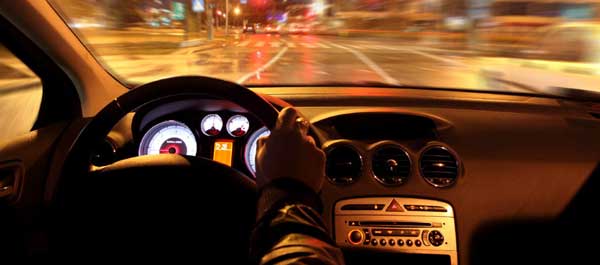 Уроки вождения в темноте, особенности и рекомендации